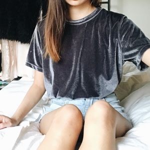 Soft gray velvet crew neck tshirt